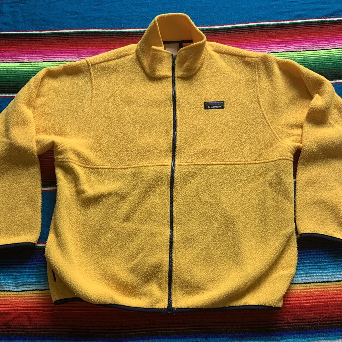 vintage LL Bean fleece full zip up jacket Fits Medium/large vintage LL Bean fleece full zip up jacket Fits Medium/large