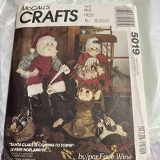 McCalls 5019 SANTA Family Clothes and Doll Pattern Vintage UNCUT