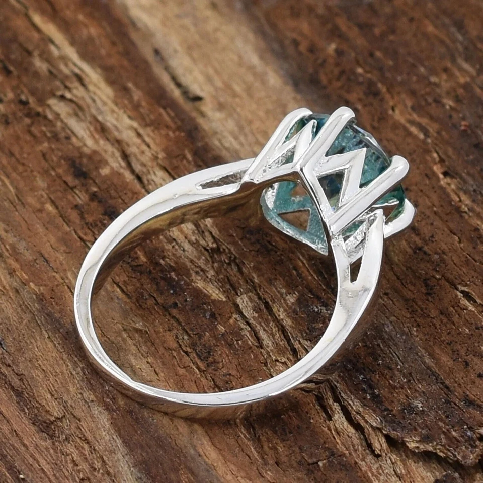 Anillo solitario de diamantes azules creado en laboratorio con certificación de plata 925 de 3,65 quilates Foto 2 de 4