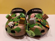 Crocs  Minecraft Elevated Clogs  Men's 7 / Women's 9  NWT