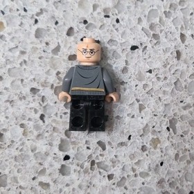 LEGO Harry Potter Gryffindor Sweater Minifigure - 4842 4867 4738 hp094