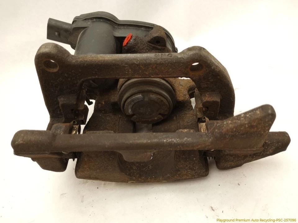 奥迪 A5 8T COUPE 发球杆左后制动卡钳适用于 2008 - 2017 08 09 10 11 12 13 — 第 3/4 张图片