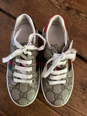 Gucci Ace Kinder Beige & Ebenholz GG Supreme Canvas Turnschuhe. Rot-weiße Streifen 27