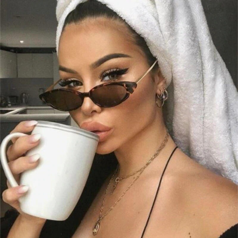 Women's Designer Cat Eye Sunglasses – Sleek Small Frame Fashion Shades  -image