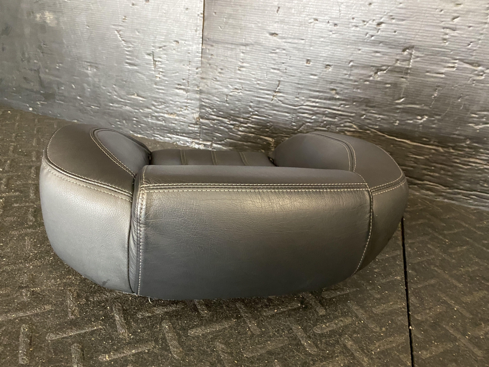 2009 MASERATI GRANTURISMO REAR PASSENGER RH BOTTOM SEAT CUSHION BLACK LEATHER