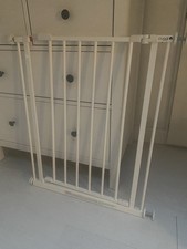 Cuggl Slim Fit Safety Stair Gate White 944/5611