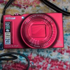 Nikon Coolpix S8200 16.1MP Compact Camera   14x Optical Zoom Near Mint 64gb Card