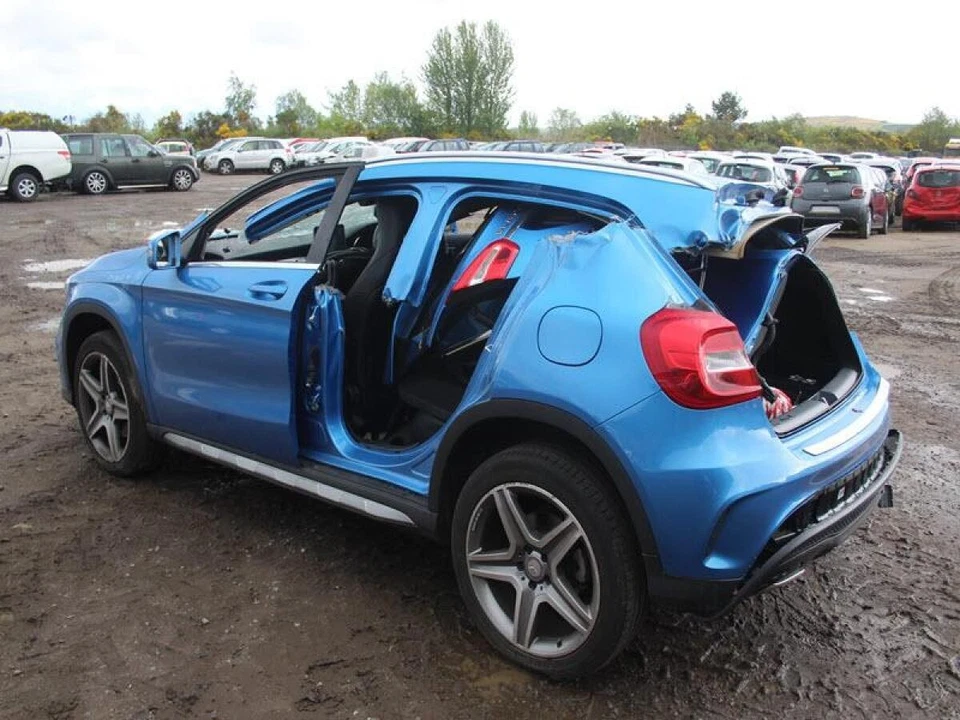 PINZA TRASERA IZQUIERDA MERCEDES-BENZ GLA 220 D 4MATIC AMG LINE AUTO 2.1 Foto 4 de 4