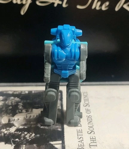 Vintage 1988 G1 Transformers Powermasters Darkwing Throttle Mini Figure Part!