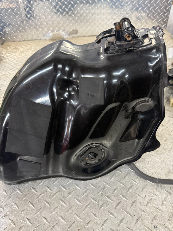 Honda CBR 600RR 2015 bomba de tanque de combustible Foto 4 de 4