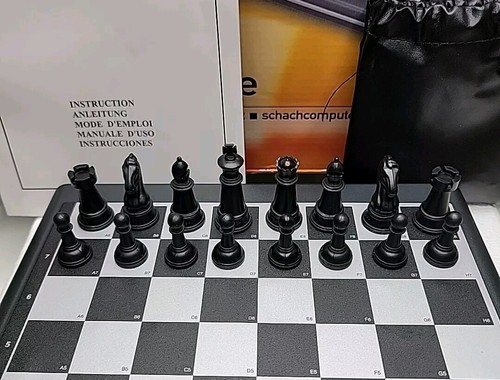 Novag Chess Computer Star Aquamarine, Model #1033 - Clean - Picture 11 of 12