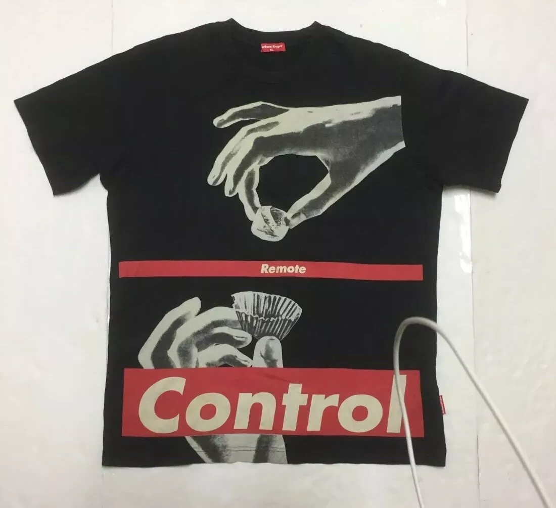 Barbara kruger supreme sales t shirt