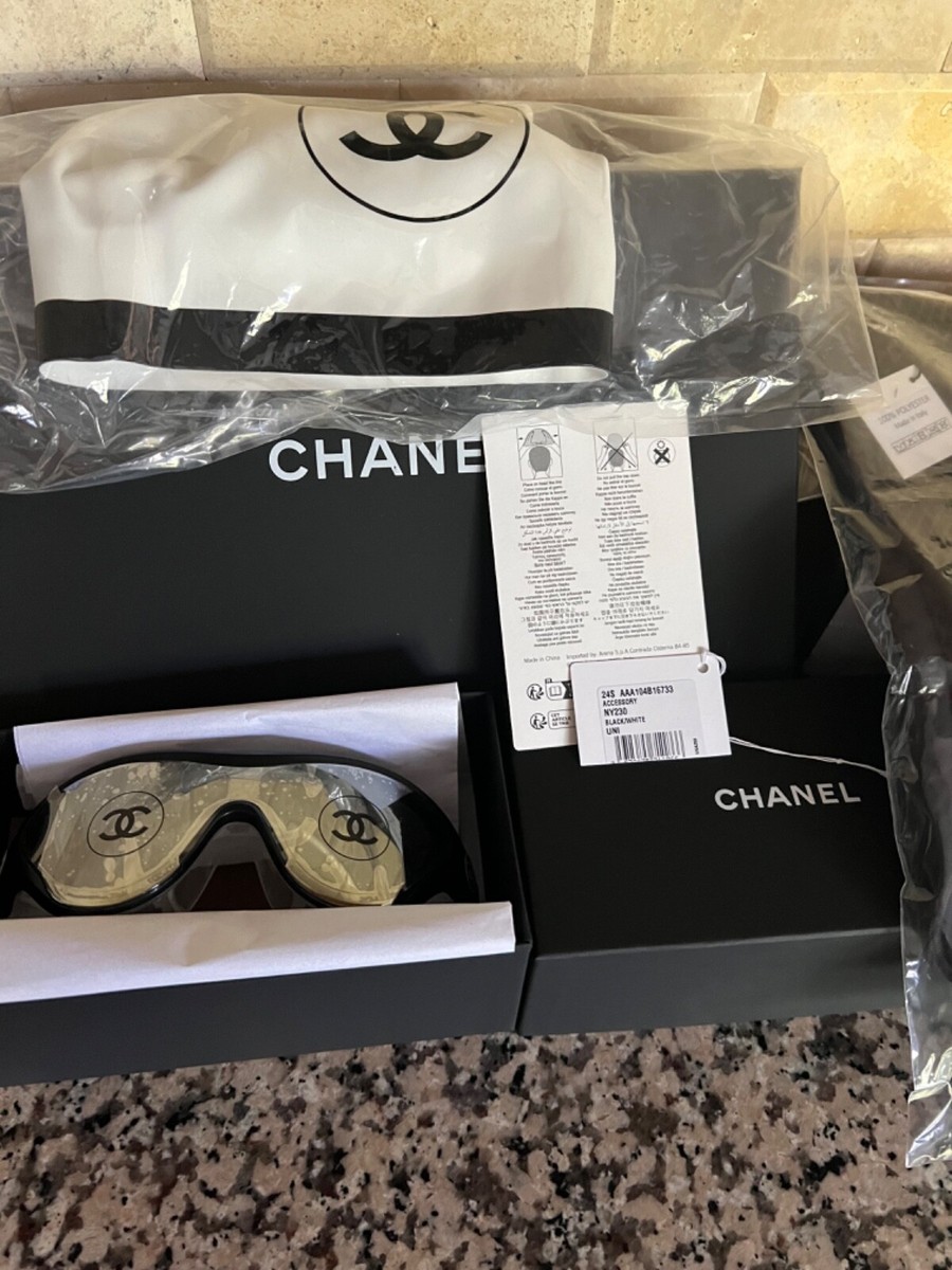 CHANEL CLASSIC 2024S SWIMMING 3 PIECE SET ECRU CC CAP BLACK