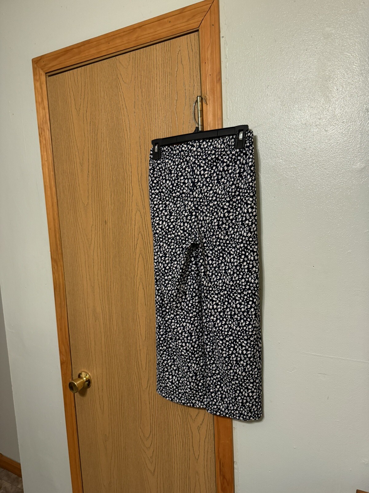 Picture 2 of 5
