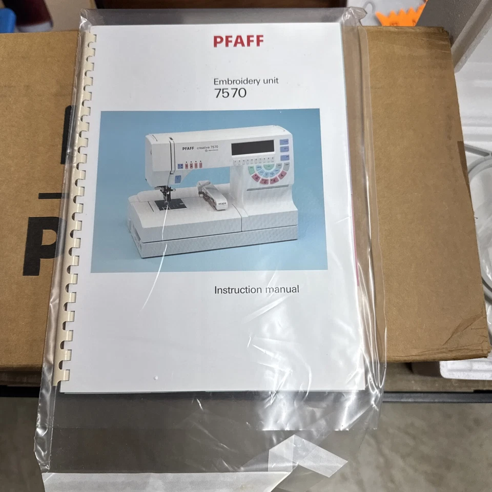 PFAFF 7570 Creative Fantasy Embroidery Unit~ 3 Hoops, Manual & Unit AS IS - Image 2 of 4