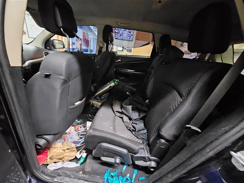 Used Windshield Wiper Motor fits: 2011 Dodge Journey includes linkage Grade C - Image 2 of 4