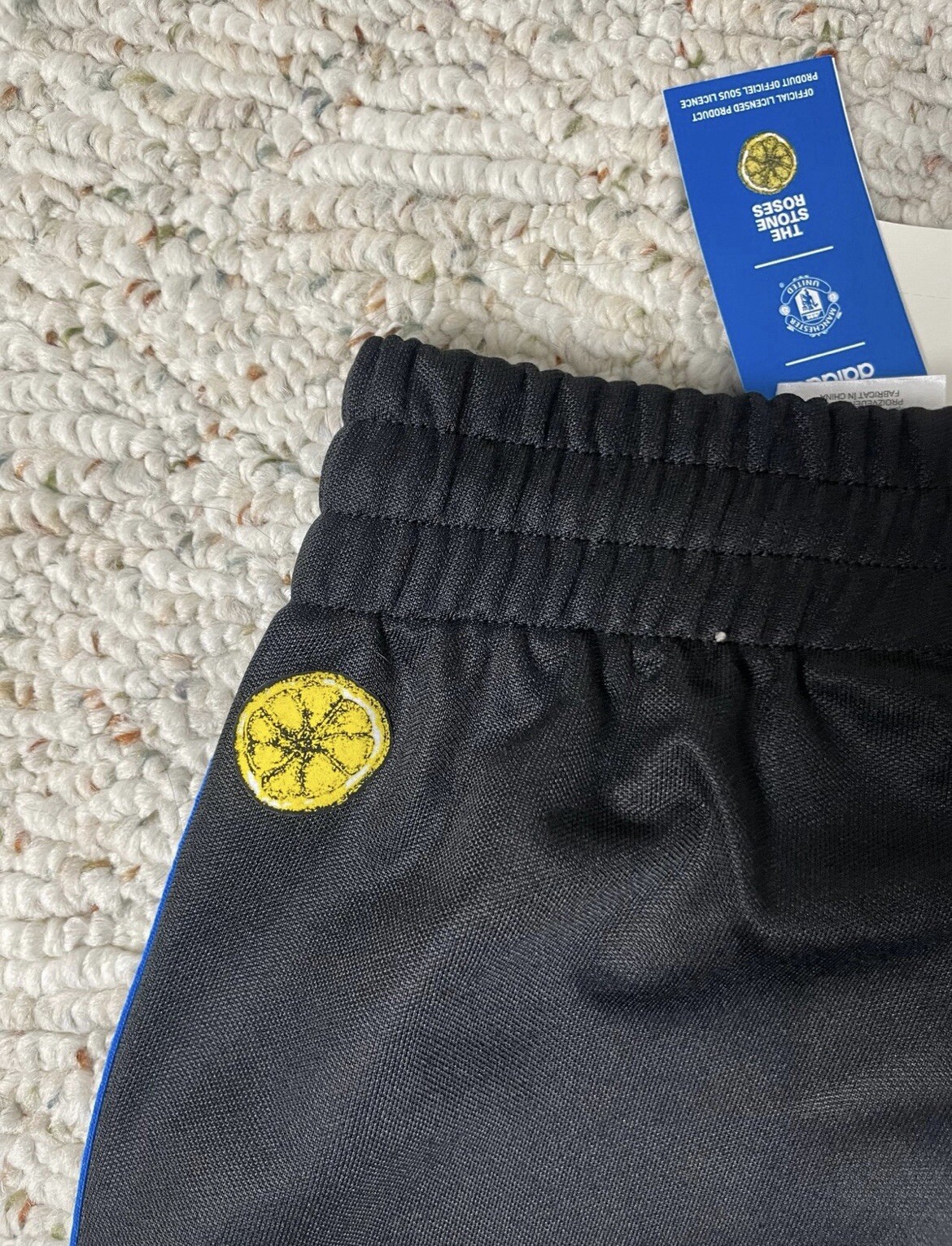 New NWT Adidas X The Stone Roses Manchester United Track Pants Black Soccer $100 image 10