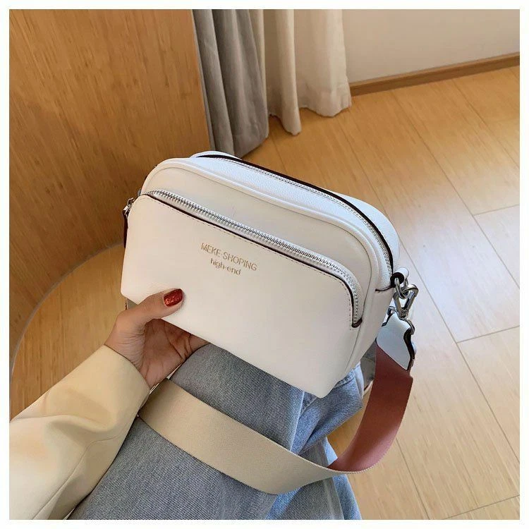 White Silver Crossbody Bag, Soft Metallic Silver and White Leather, Lining  Options, Zipper Pockets, Premium Soft Leather, Adjustable Strap 