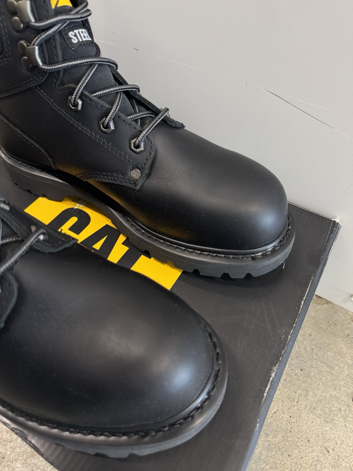 Caterpillar Men Second Shift Waterproof Steel Toe Work Boot Shoes Size 10 image 4