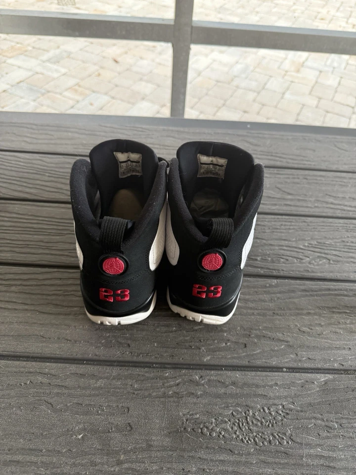 Jordan 9 Space Jam 2016 Foto 2 de 4