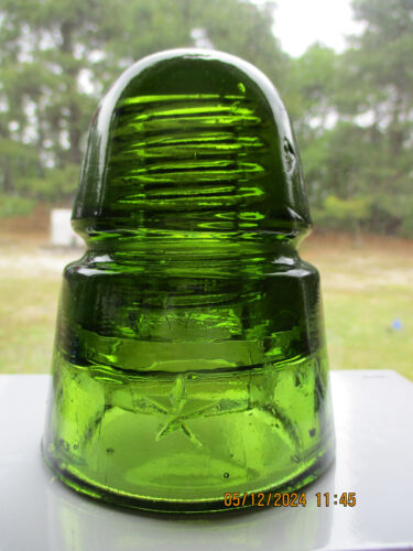 OLIVE GREEN CD 145 STAR GLASS INSULATOR - Picture 1 of 9
