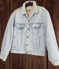 VTG 80s LEVI'S Sherpa Lined Denim Trucker Jacket sz 40 R Light Blue Made in USA