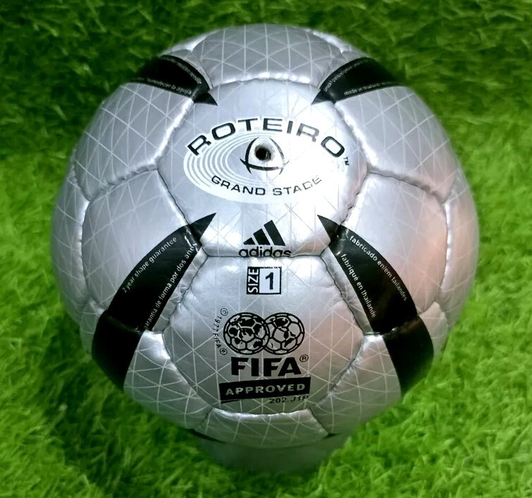 Euro 2004 Roteiro サッカーボール AS5600 Euro 2004 Roteiro サッカーボール AS5600
