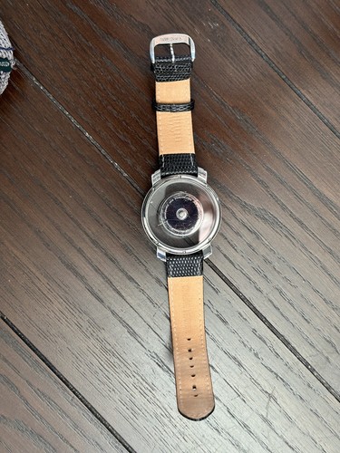 Akribos XXIV AK412SS Rare Unique Men's SILVER Swiss FLOATING BLACK Strap Watch - Picture 7 of 7