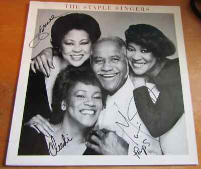 Staple Singers Pops Cleo Yvonne Mavis Staples signiertes Vinyl LP Album + Echtheitszertifikat