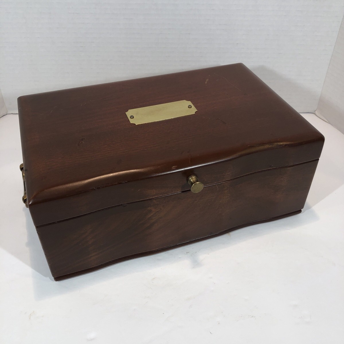 Vintage Eureka Mfg. Reed & Barton Cherry Jewelry Box W/ Gold