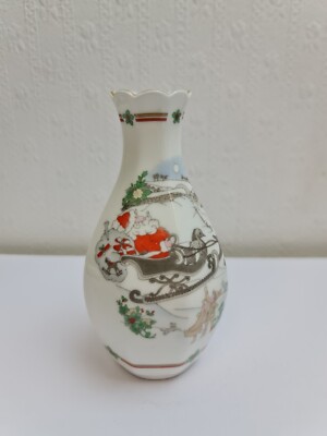 Vintage 90er Jahre Royal Doulton ''Sleighride'' Weihnachten kleine Vase 15 cm