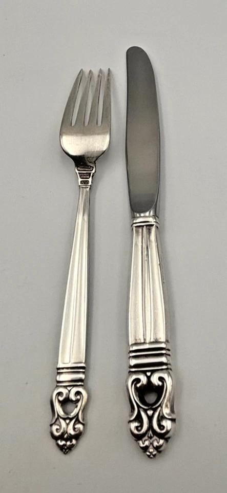 Juego de 2 piezas para niños, cubiertos para niños de plata de ley real danesa de International Foto 2 de 4