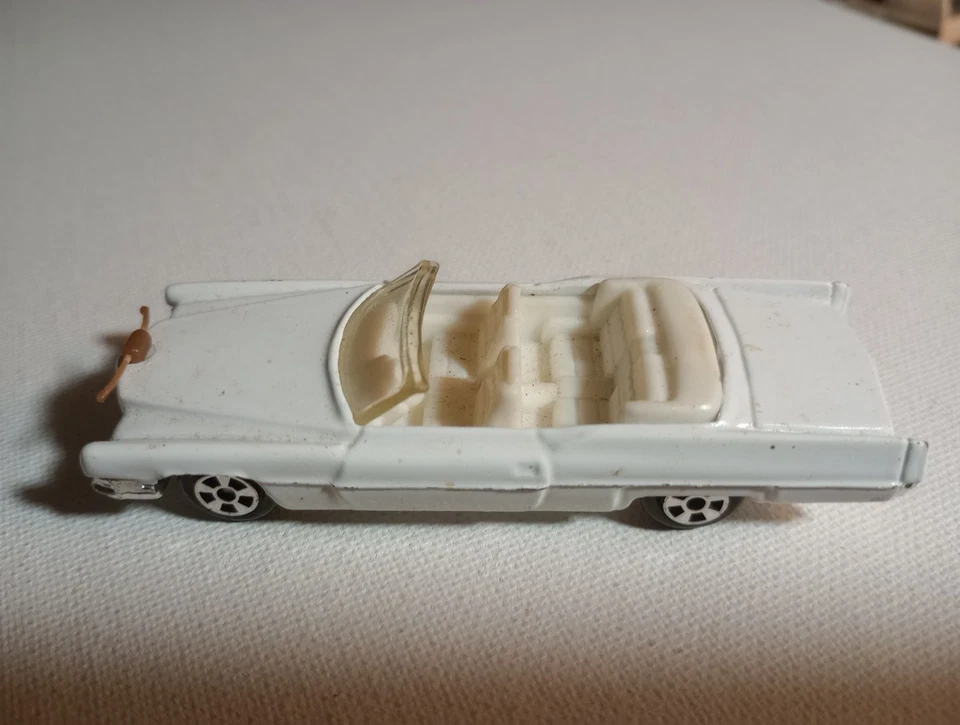 ERTL Dukes Of Hazard 1981 BOSS HOGGS Cadillac convertible blanco 5 velocidades rueda cromada Foto 2 de 4