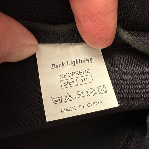 Dark Lightning EUC Shorty 2MM Neoprene Black Blue Wetsuit Kids 10 - Picture 7 of 7