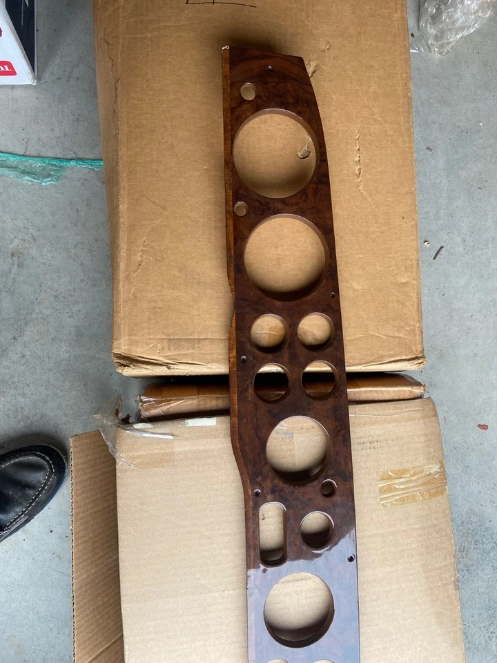 Rolls Royce corniche cupé interior madera Foto 4 de 4