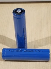 2 pc blue 16650  Rechargeable BATTERY 3.7v  2000mAh Li-ion Button top New