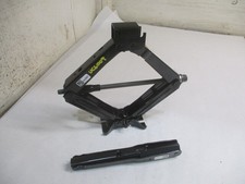 2022 Buick Encore GX Wheel Tire Jack Assembly w/Tool OEM LKQ