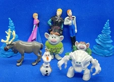 Disney Frozen Minis Figurine Set Elsa Olaf Etc 10 Pieces Play set Pieces