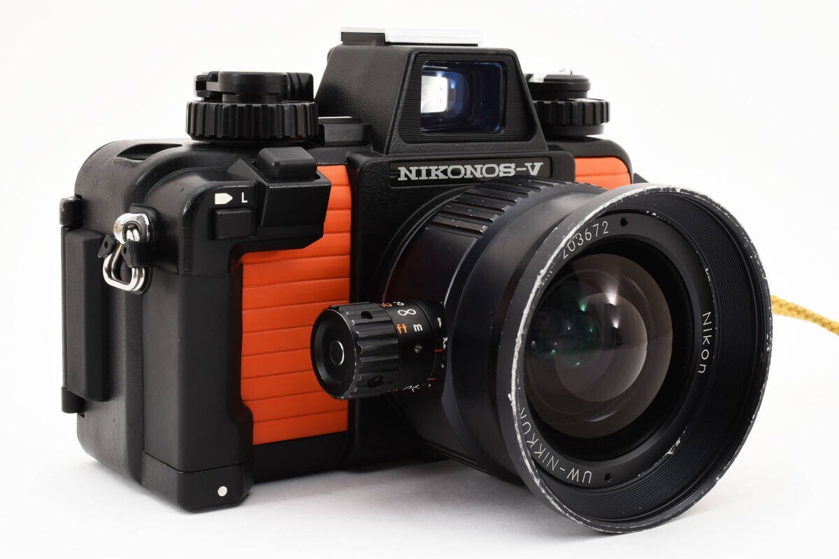 【G2324】Nikon NIKONOS-V + UW 20ｍｍ F2.8 Nikonos-V + UW-Nikkor 20mm F2.8 + UW-Nikkor 28mm F2.8 Set – SHOWA