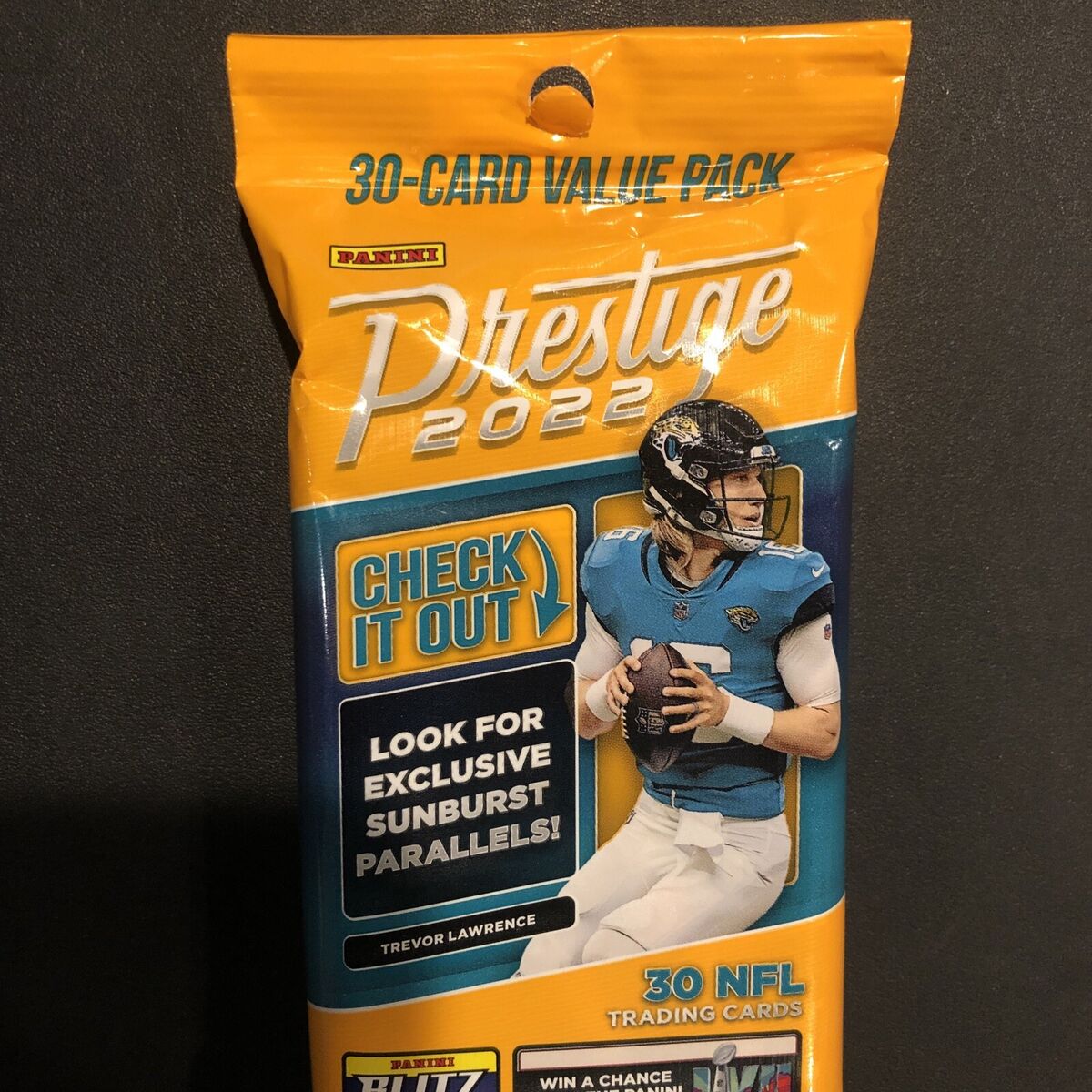 2022 PANINI PRESTIGE FOOTBALL FAT PACK BOX Panini