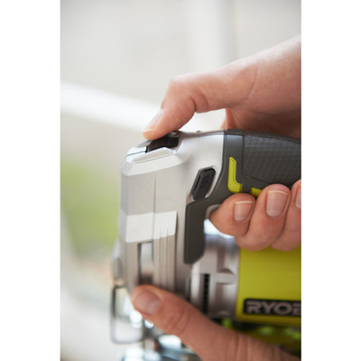 Ryobi Pendelhub-Stichsäge RJS850-K – 600 Watt, Mit Koffer, Für Präzise Schnitte In Holz & Stahl