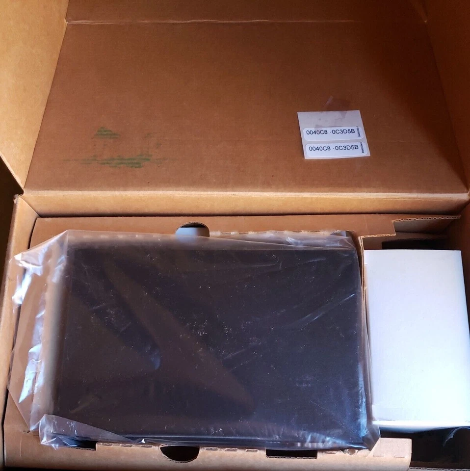 Servidor de impresión DIGI FASTPORT 10/100 ENET 3 Par/1 Ser MIL-3310FTX (OSSD) Foto 2 de 4