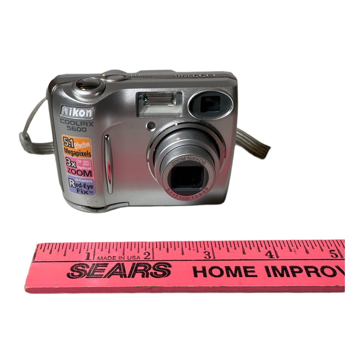Nikon COOLPIX 5600 ニコン クールピクス（パールシルバー） Amazon.com : Nikon Coolpix 5600 5MP Digital Camera with 3x