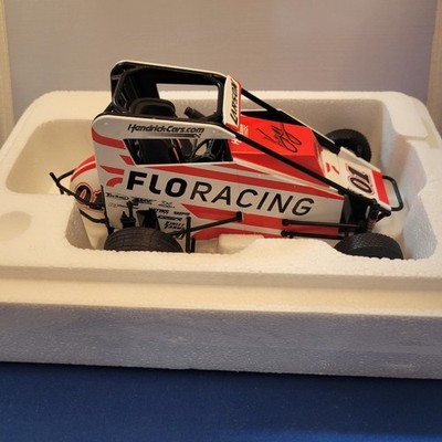 Kyle Larson 1 18 Diecast 2022 Flo Racing Midget Autographed  