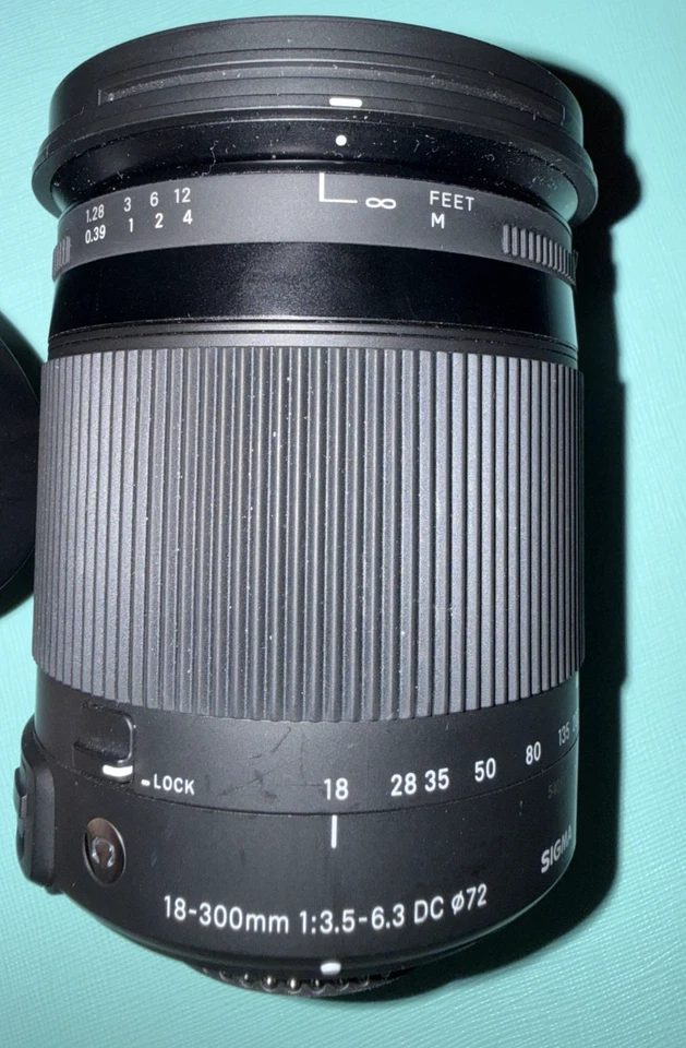 Sigma 18-300mm 1:3.5-6.3 DC Lens - Image 3 of 4