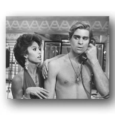 Treat Williams and Rita Moreno Bare-Chested Scene from 1976 Film The Ritz 8x10 P