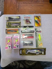 Megabass jackall daiwa gan craft teckel tiemco jdm japanese lure bait