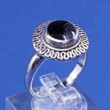 Size 7.25, vtg Sterling silver handmade ring, 925 w/ obsidian N filigree