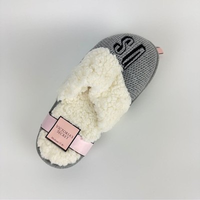 Victoria's Secret Women Soft Gray Knit Slippers Size M