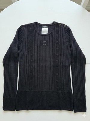 Beautiful CC Chanel Black Pullover 40